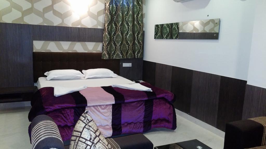 Capital Suites Bangalore Luaran gambar