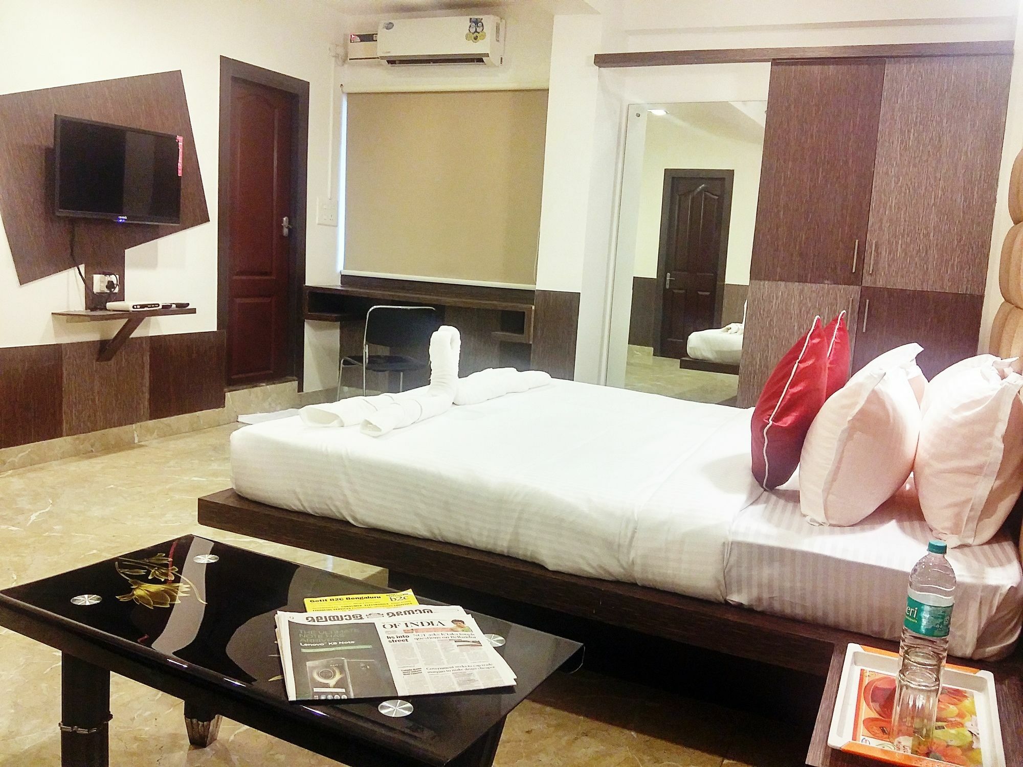 Capital Suites Bangalore Luaran gambar